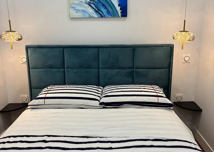 Chez Claire 5 - Place Capitole122m2, Jacuzzi, Cine *