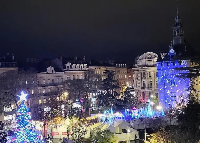 Chez Claire 5 - Place Capitole122m2, Jacuzzi, Cine Lägenhet *