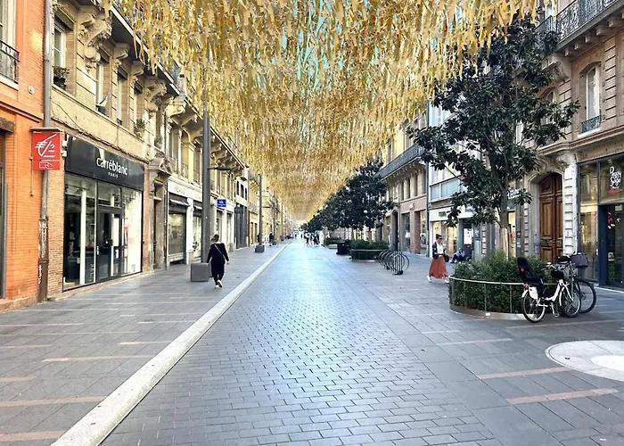 Lägenhet Chez Claire 5 - Place Capitole122m2, Jacuzzi, Cine Toulouse